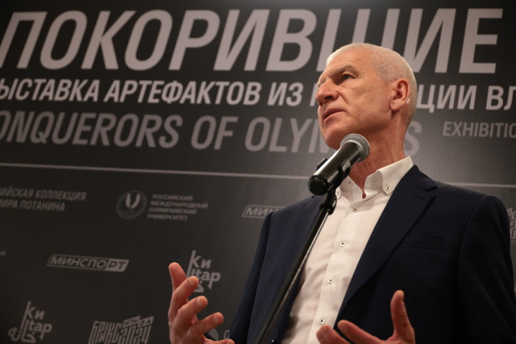 Матыцин открыл в Казани олимпийскую выставку
