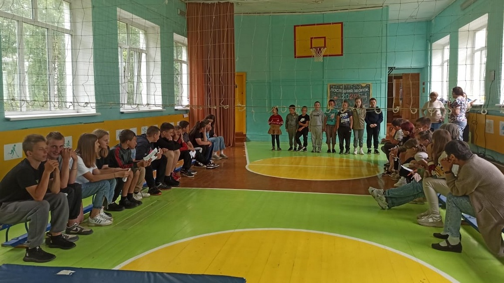 В детском лагере «Время первых» в Дубровке Брянской области прошел День дружбы