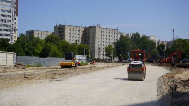 Строительство первой в Брянске дороги с велодорожкой проверил Губернатор
