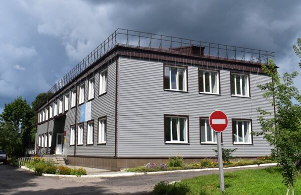 В брянском поселке Клетня  ремонтируют  школу искусств