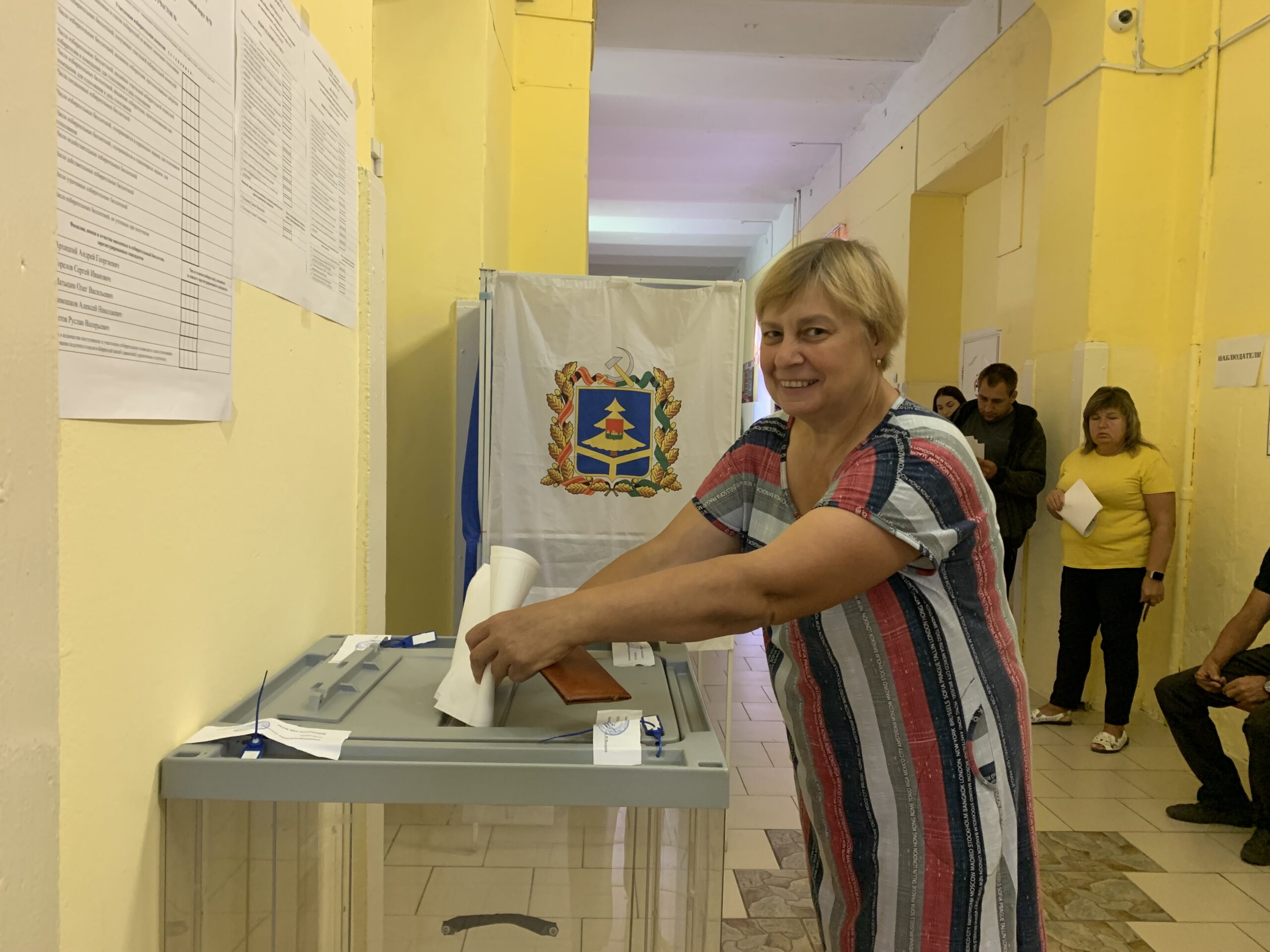 Первые избиратели пришли на участки в Клинцах