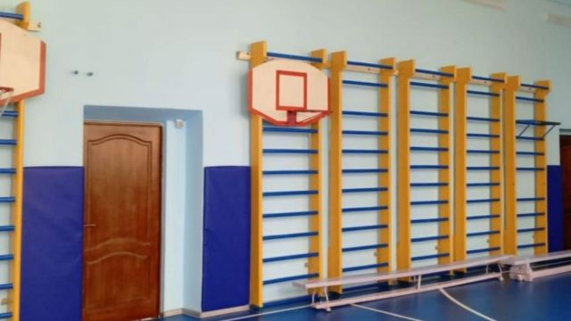 Школьных спортзалы ремонтируют на Брянщине