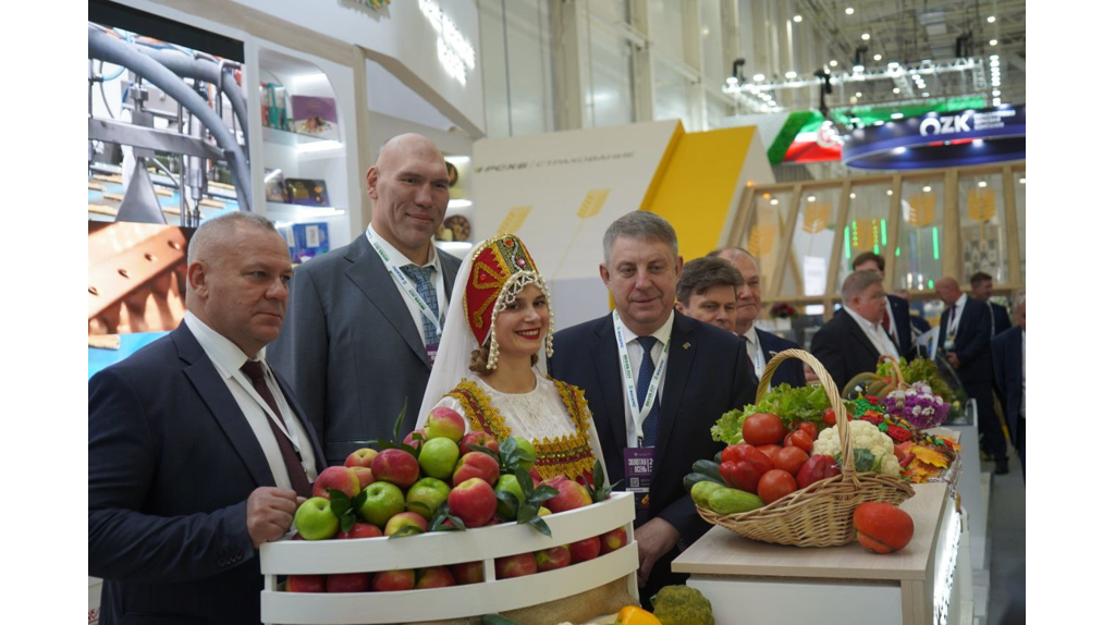 Глава Брянщины рассказал об успехах АПК на выставке «Золотая осень — 2024»