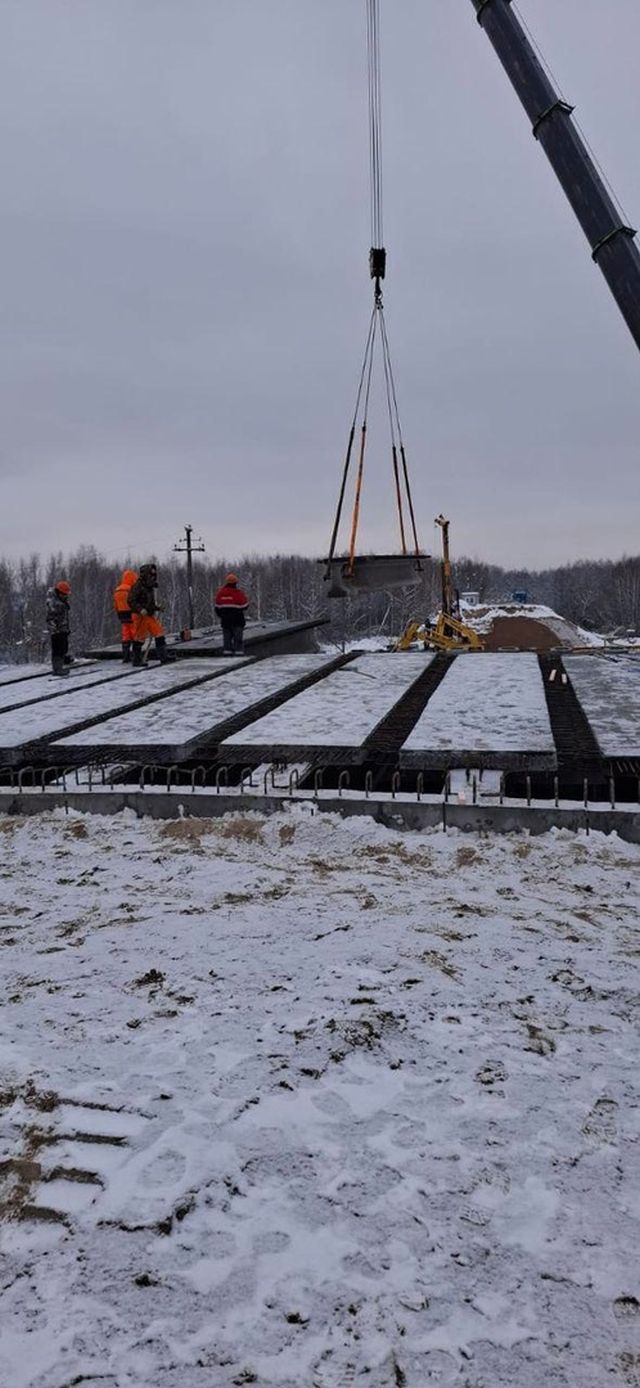 В городе Унеча на Брянщине по национальному проекту «Безопасные качественные дороги»  продолжается капитальный ремонт путепровода