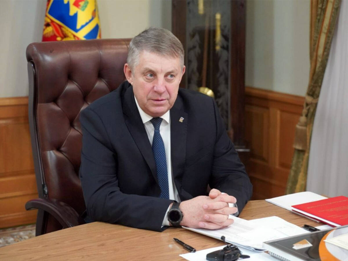 Брянский губернатор поздравил добровольцев