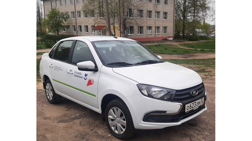 На Брянщине медучреждения получили новые автомобили