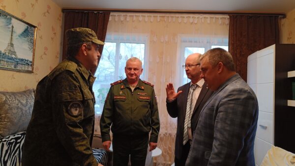 Бойцу СВО из брянского Новозыбкова вручили орден Мужества