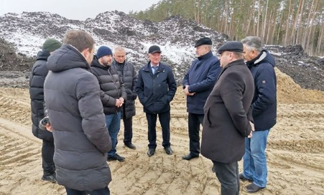 В брянском Сельцо  рекультивируют несанкционированную свалку твердых бытовых отходов