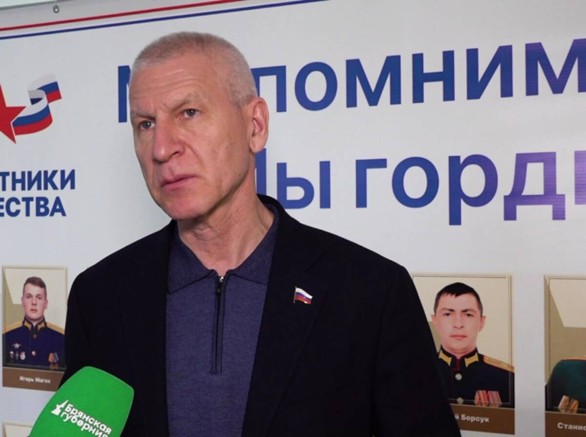 Олег Матыцин посетил брянский филиал фонда «Защитники Отечества»