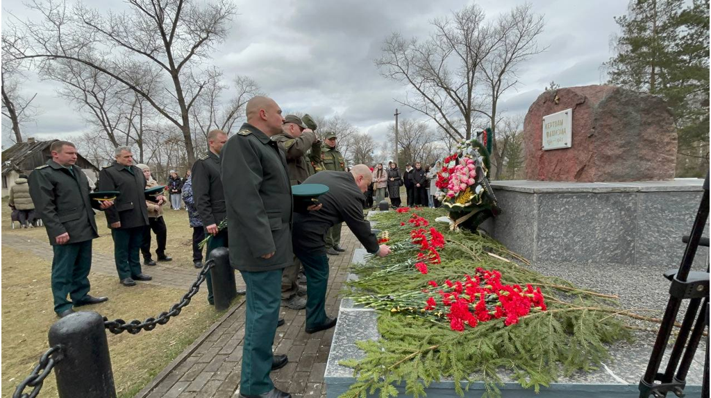 В Брянске почтили память жертв концлагерей