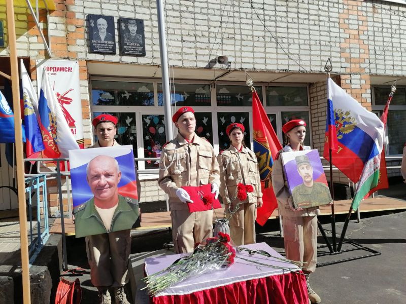 В Клинцовском районе Брянской области открыли памятные доски погибшим героям-землякам