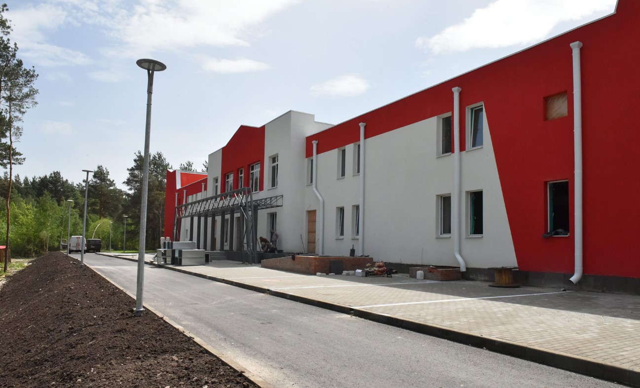 На Брянщине продолжается строительство спортивных объектов