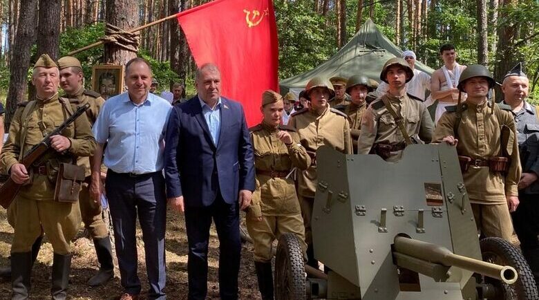 Брянцы приняли участие в военно-исторической реконструкции в Гомеле