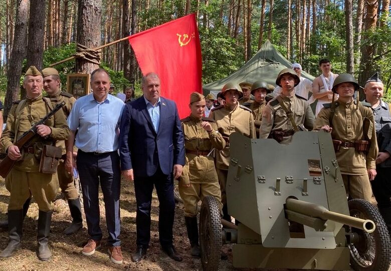 Брянцы приняли участие в военно-исторической реконструкции в Гомеле