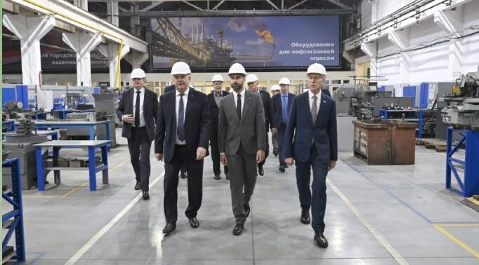 Олег Матыцин посетил «Термотрон-завод» в Брянске