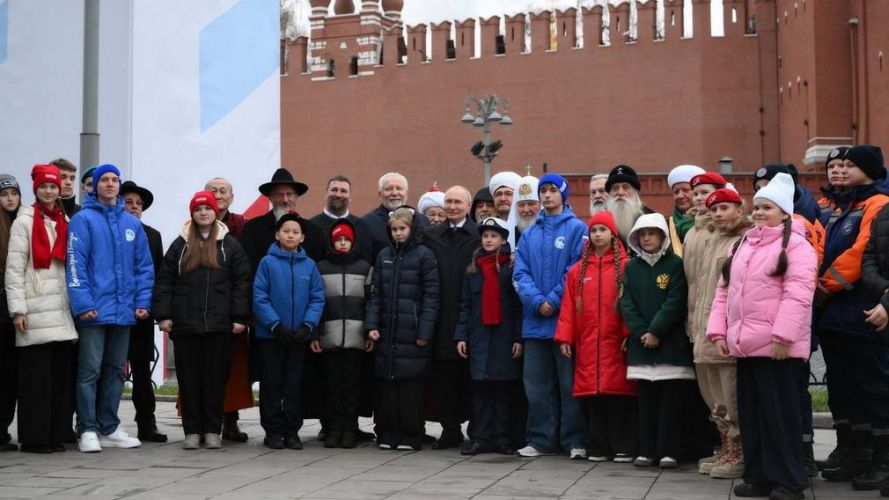 Брянская активистка приняла участие в торжествах на Красной площади