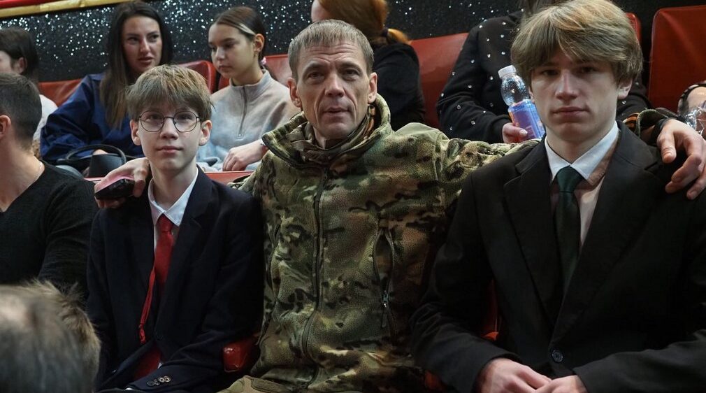 Представление для детей добровольцев «БАРС – Брянск» прошло в цирке