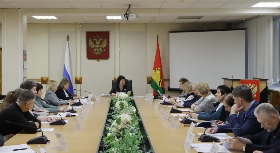 В Брянске за 2025 год прошло 10 ярмарок вакансий