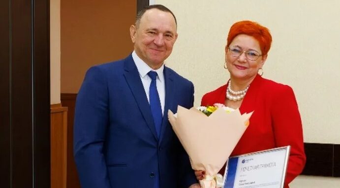 Брянские  энергетики получили награды в день профессионального праздника