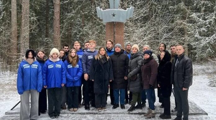 На Брянщине провели памятную акцию в День памяти журналистов