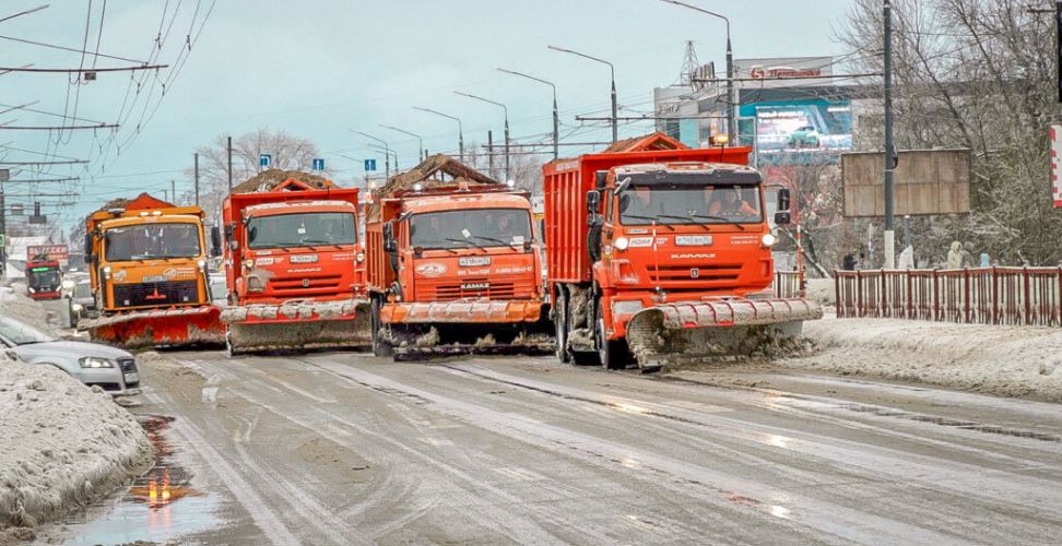В Брянске в частном секторе грейдеры расчищают улицы