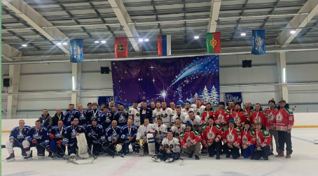 В Клинцах прошел Рождественский турнир по хоккею