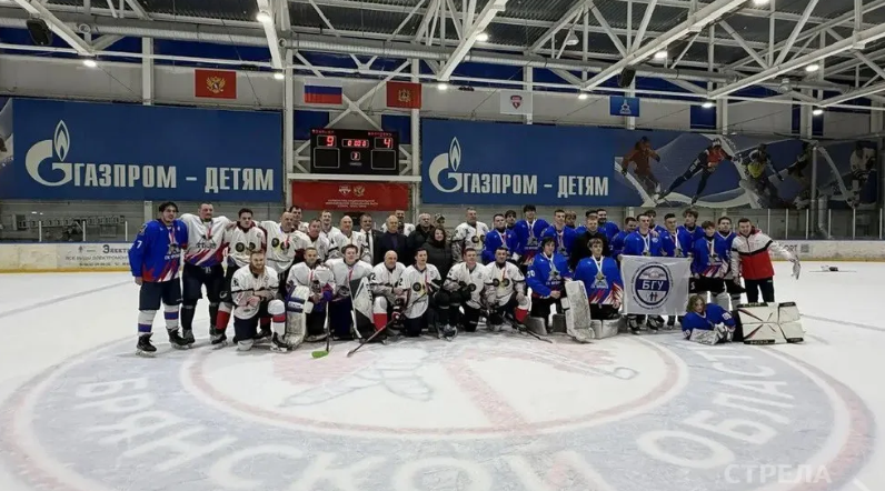 В Брянске прошел товарищеский хоккейный матч