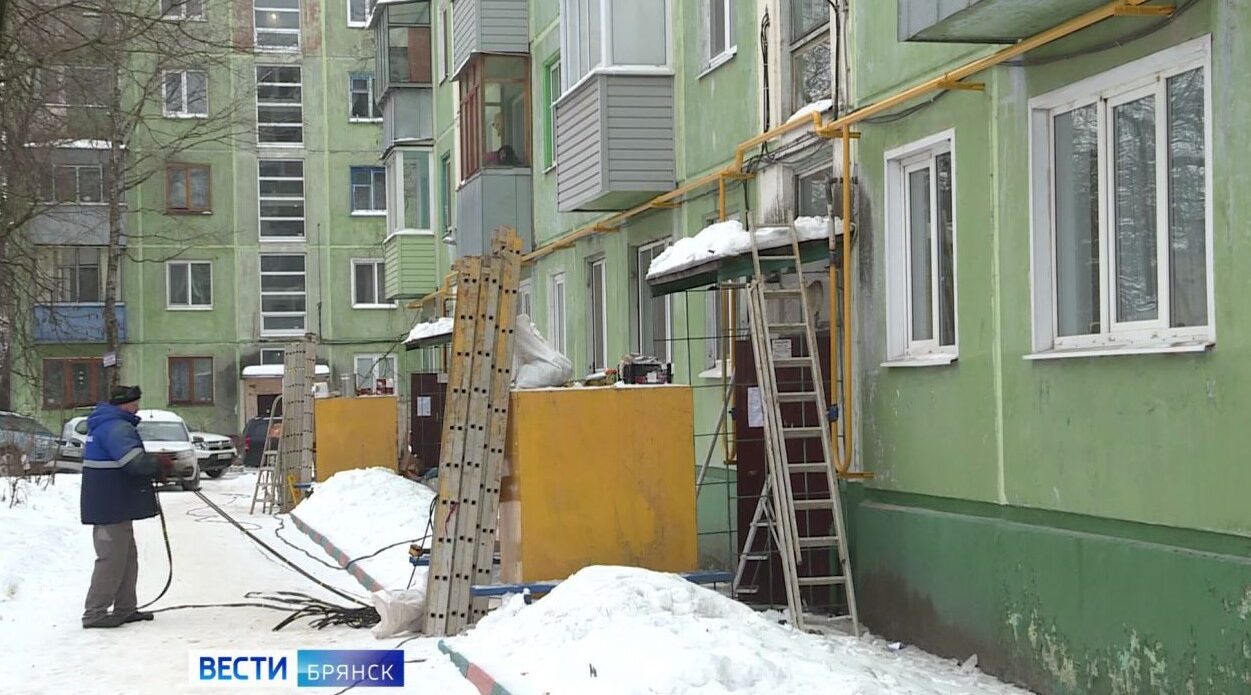 В 2026 году в Брянске обновят кровлю 104 домов