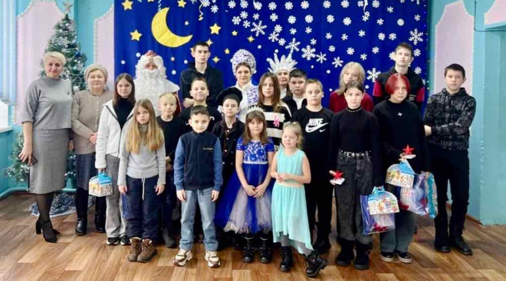 В брянском поселке Климово организовали праздник для детей участников СВО