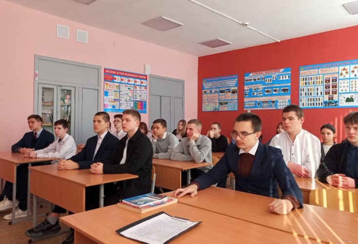 В Ардонской школе Клинцовского района организован кинолекторий «Сталинград»