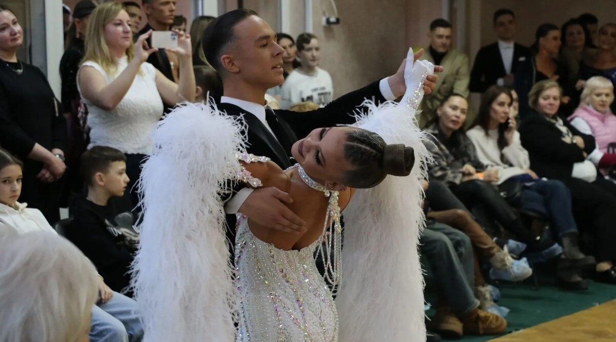 На Брянщине прошли соревнования по танцевальному спорту