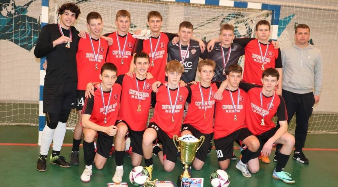 В брянском Стародубе прошёл турнир по мини-футболу