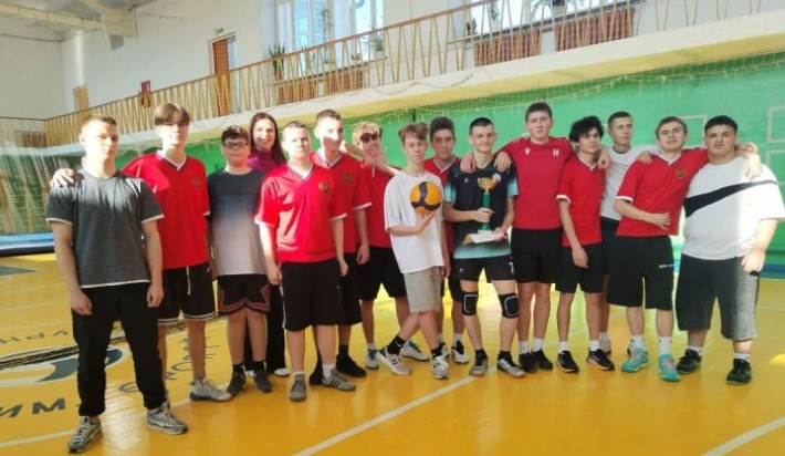 Клинцовская команда юношей ШСК «Рекорд» стала победителем соревнований по волейболу