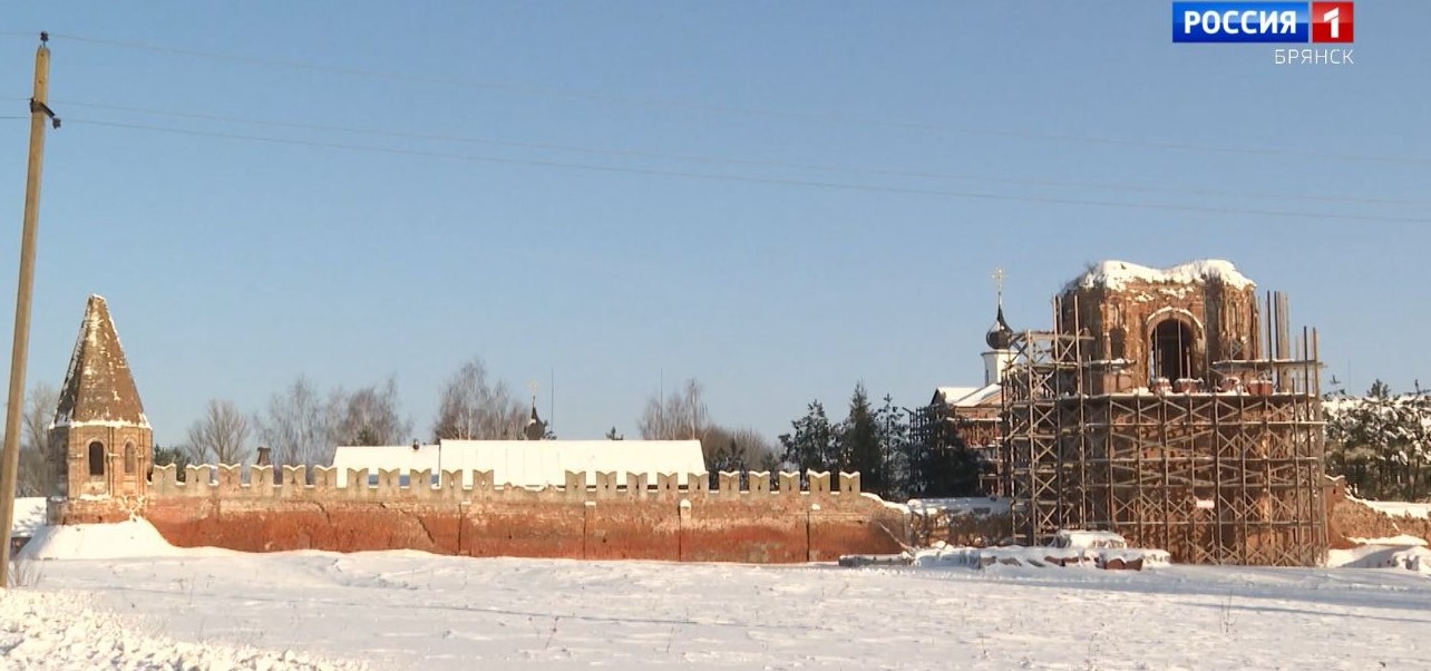 В брянском Севске идет восстановление собора