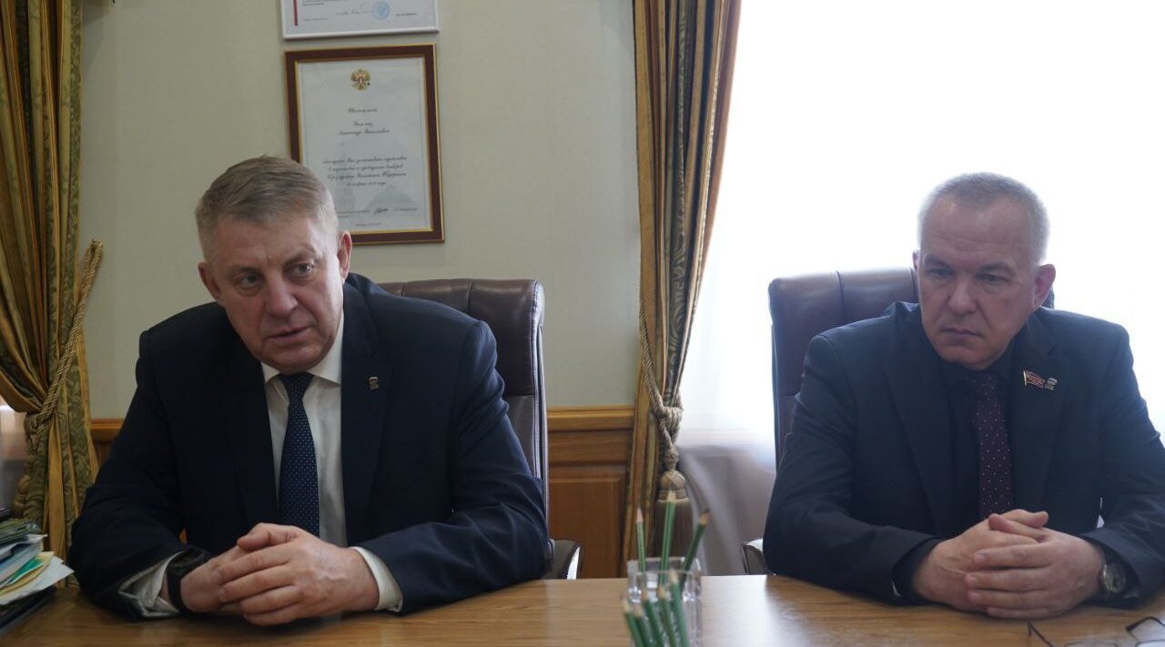 Глава Брянщины провел встречу руководством «Россельхозбанка»