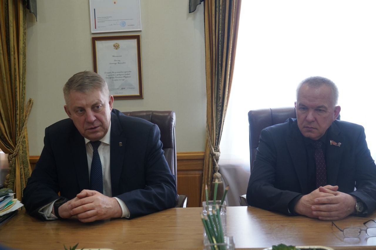 Глава Брянщины провел встречу руководством «Россельхозбанка»