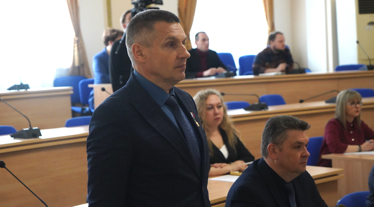 Брянский губернатор представил врио замгубернатора региона — Героя России Андрея Фроленкова