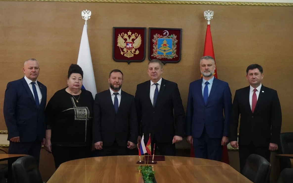 В Брянске прошла рабочая встреча с Сергеем Анатольевичем Пузыревским