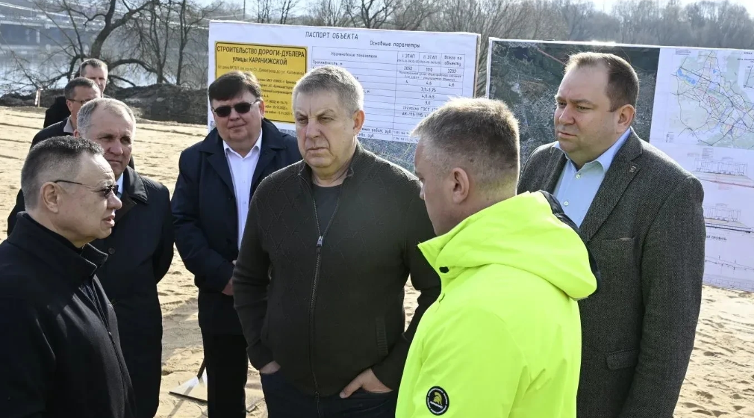 Брянскую область посетил Министр строительства и ЖКХ РФ