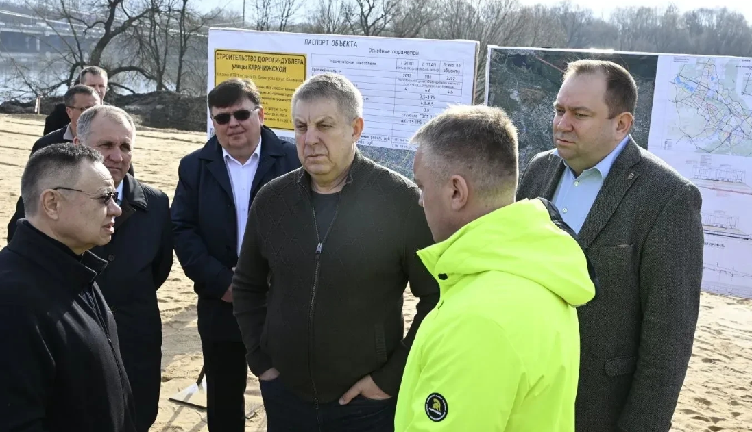 Брянскую область посетил Министр строительства и ЖКХ РФ