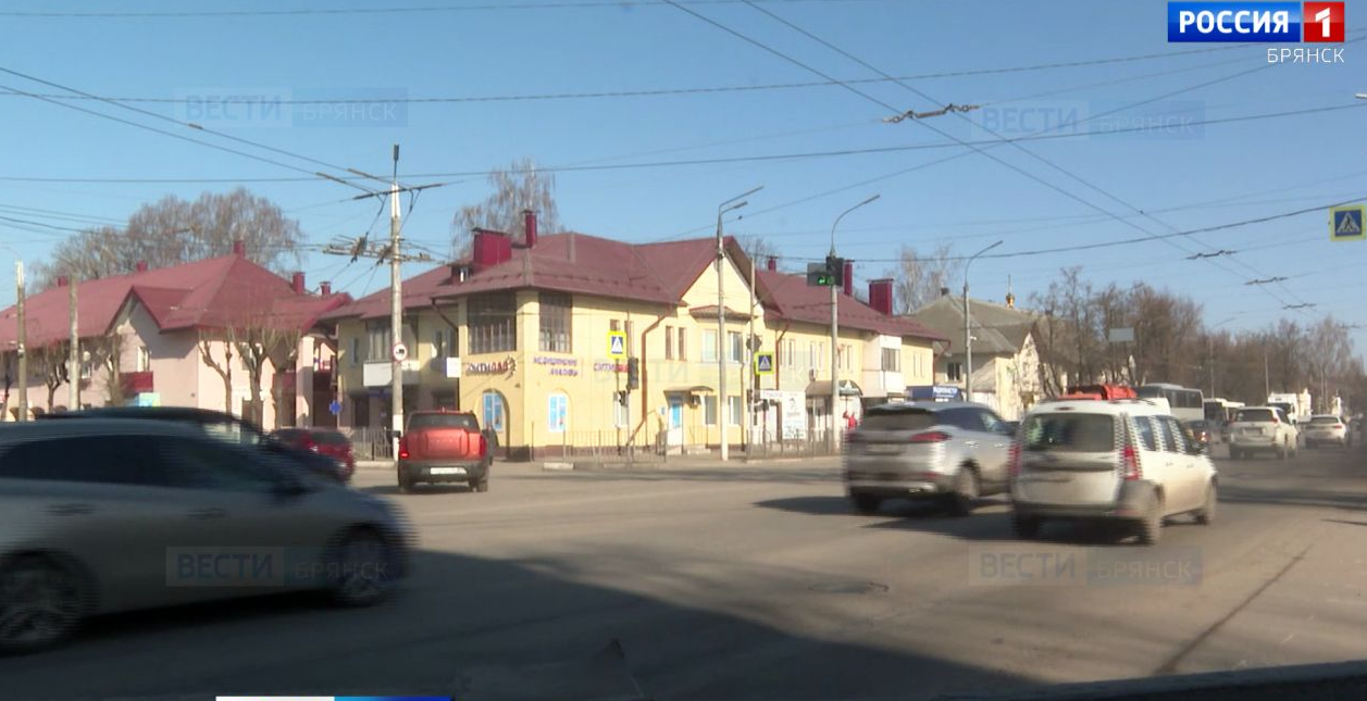 В Брянске отремонтируют дороги, которые стоят на гарантии