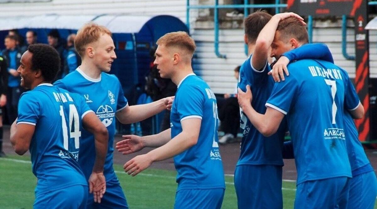 Брянское «Динамо» выиграло у питерского «Зенита-2»