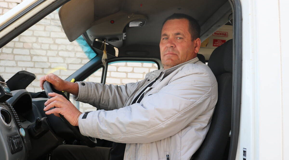 Водитель из брянского Стародуба, рискуя жизнью, спасал людей