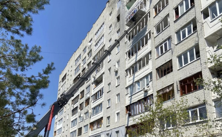 В Брянске  в микрорайоне Автозаводец убрали 30 кубометров мусора