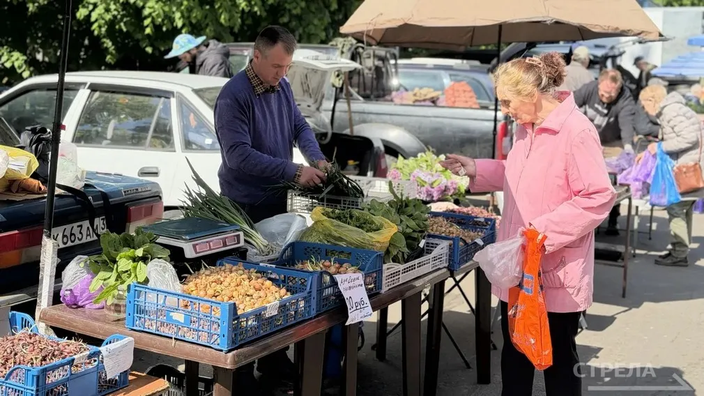 В Брянске развернулись ярмарки выходного дня
