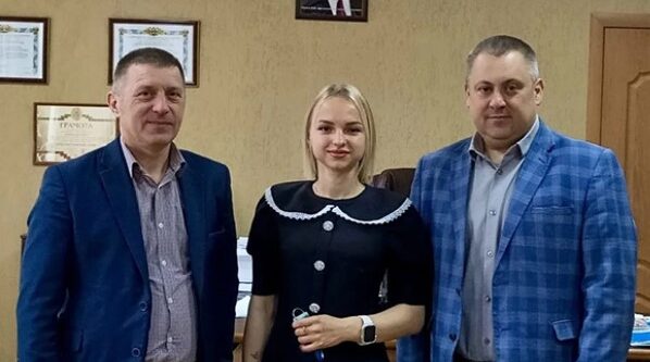 В брянском Новозыбкове тренер получил ключи от квартиры