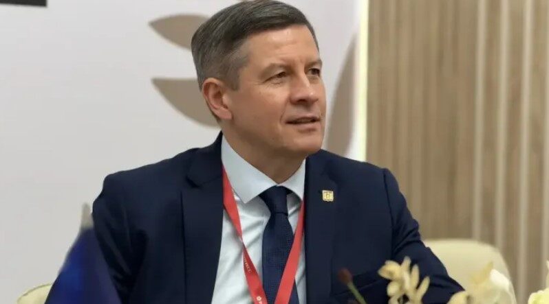 Егор Ковальчук назвал главную задачу для производства Брянской области