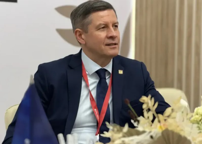 Егор Ковальчук назвал главную задачу для производства Брянской области