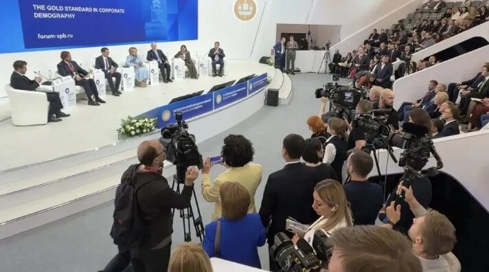 Глава Брянщины рассказал про внедрение мер поддержки «золотого стандарта»