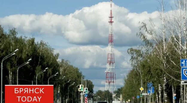 В Брянске на телебашне включат праздничную подсветку